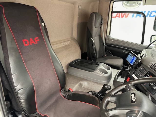 DAF CF 290 6×2 Rear Steer Fridge Box