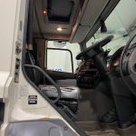 DAF CF 250 4×2 Sleeper Cab Curtainsider - thumbnail