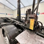 Scania P380 8×4 Day Cab Hookloader Manual - thumbnail
