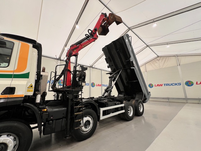 DAF CF 400 8×4 Day Cab Steel Tipper Grab