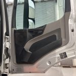 Mercedes Actros 2530 6×2 Day Cab Curtainsider - thumbnail
