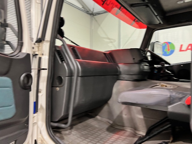 Volvo FM12 420 6×2 Midlift Tractor Unit Manual
