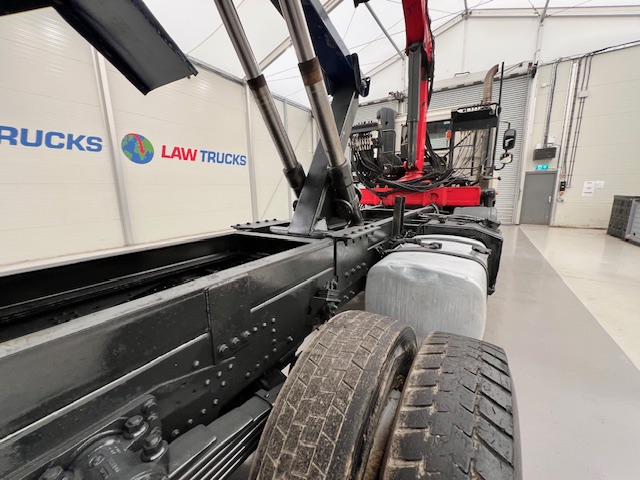 DAF CF85 410 8×4 Day Cab Steel Tipper Grab