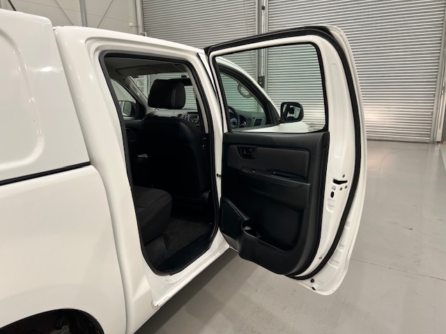 Toyota Hilux 2.5 D-4D 4×4 Double Cab Pick Up