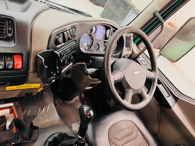 DAF LF55 220 Day Cab Dropside Brick Grab