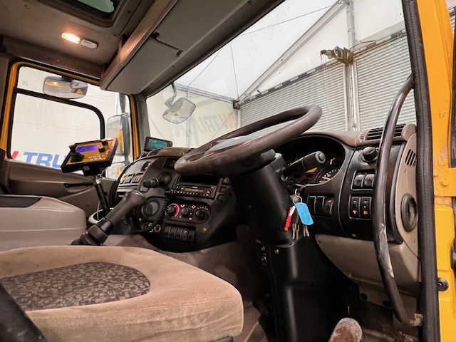 DAF CF75 310 6×4 Day Cab Gritter