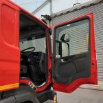 Scania P280 6×2 Rear Lift Flatbed with Crane - thumbnail