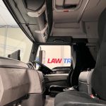 MAN TGM 18.250 4×2 Sleeper Cab Curtainsider - thumbnail