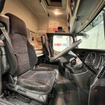 Mercedes Actros 1824 4×2 Sleeper Cab Curtainsider - thumbnail