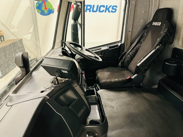 Iveco Stralis 310 Euro 6 6×2 Box Van