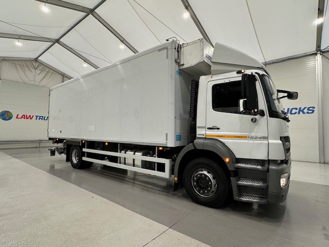 Mercedes Axor 1824 Day Cab Fridge Box