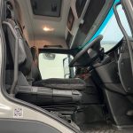 Mercedes Actros 2530 6×2 Day Cab Curtainsider - thumbnail