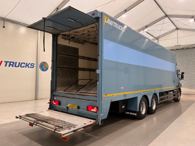 Scania P320 6×2 10 Tyre Rear Lift Insulated Box Van