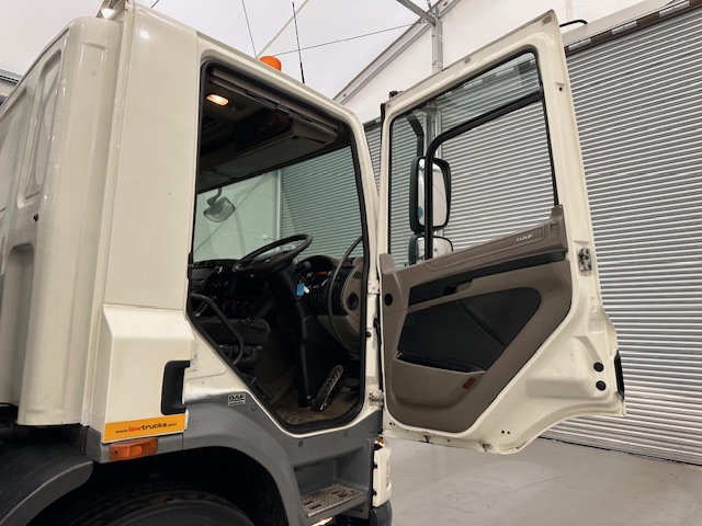 DAF CF75 310 6×2 10 Tyre Day Cab Flatbed