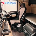 MAN TGX 26.420 6×2 Midlift Tractor Unit - thumbnail