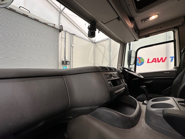 DAF  CF 290 6×2 Rear Steer Fridge Box