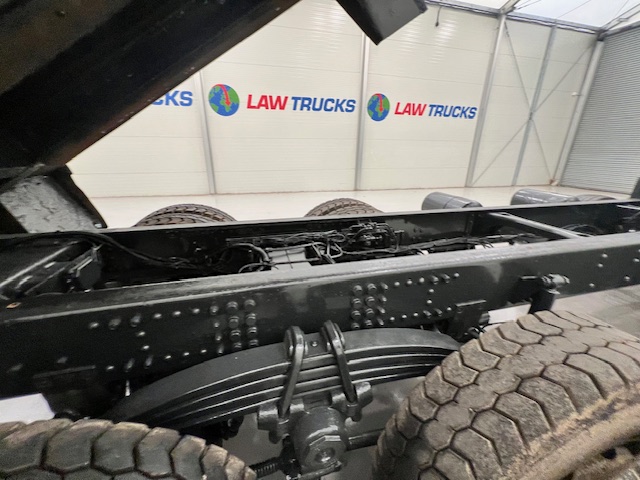 Scania P370 8×4 Rest Cab Tipper Manual