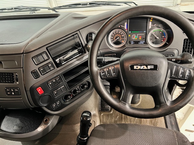 DAF XF 510 6×2 Midlift Tractor Unit Manual