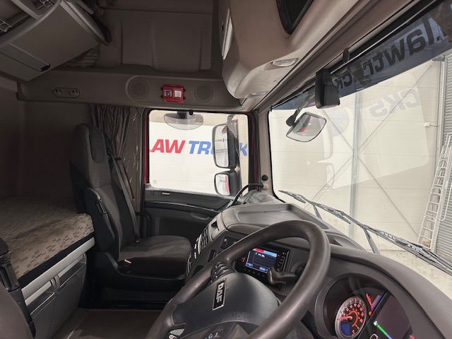 DAF XF 510 6×2 Midlift Tractor Unit