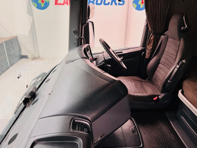 Scania R450 6×2 Midlift Topline Tractor Unit