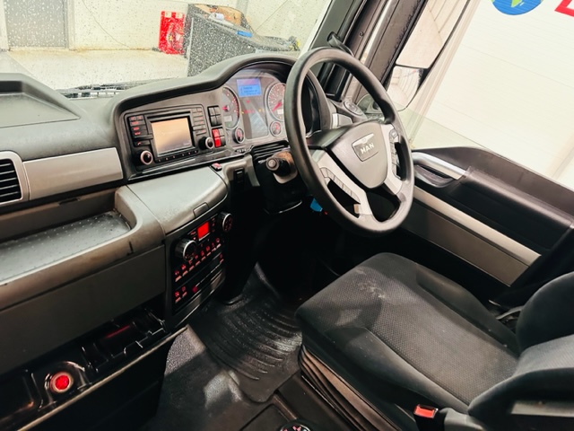 MAN TGX 26.440 6×2 Midlift Tractor Unit