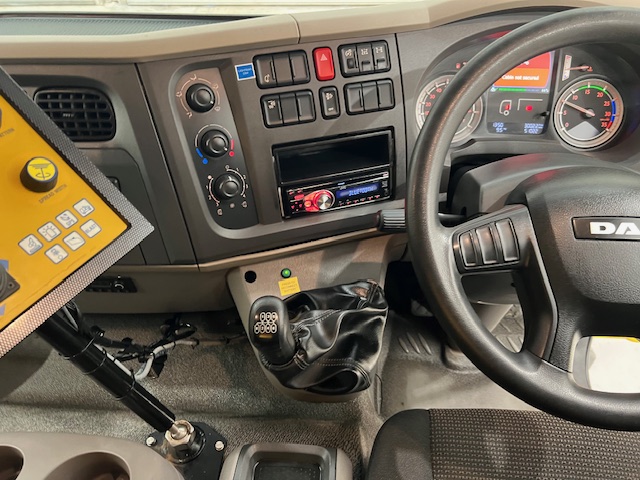 DAF LF 250 4×2 Sleeper Cab Gritter