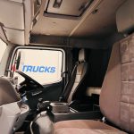 Mercedes Axor 1824 Sleeper Cab Flatbed - thumbnail