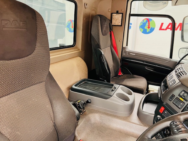 DAF CF 400 8×4 Day Cab Tipper