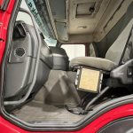 Volvo FM12 340 8×4 Day Cab Chassis Cab - thumbnail