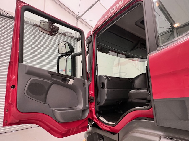 Scania P380 6×2 10 Tyre Rear Lift Sleeper Cab Flatbed