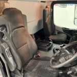 Mercedes Actros 2530 6×2 Day Cab Curtainsider - thumbnail