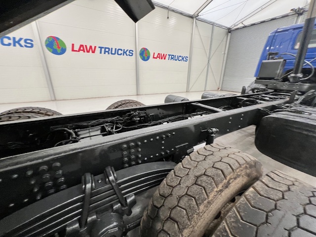 Scania P370 8×4 Rest Cab Tipper Manual