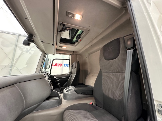 DAF  CF 290 6×2 Rear Steer Fridge Box