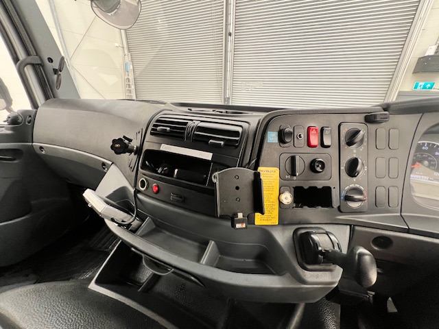 Mercedes Axor 1824 Day Cab Box Van