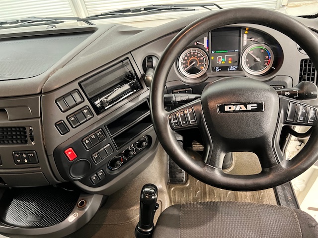 DAF XF 510 6×2 Midlift Tractor Unit Manual