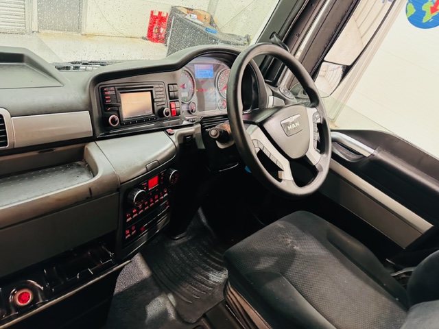MAN TGX 26.440 6×2 Midlift Tractor Unit