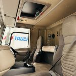 DAF CF65 250 Sleeper Cab Curtainsider - thumbnail