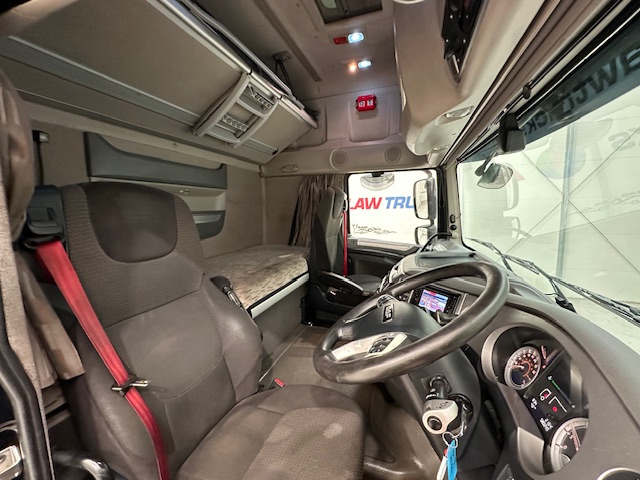 DAF XF 510 6×2 Midlift Tractor Unit