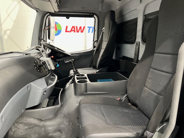 Mercedes Axor 1824 Day Cab Fridge Box Van