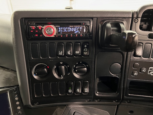 Scania P250 4×2 Sleeper Cab Box Van Manual