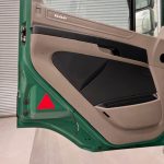 DAF CF75 310 6×2 Day Cab Dropside Crane - thumbnail