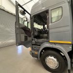 Scania 124 470 6×2 10 Tyre Sleeper Cab Flatbed - thumbnail
