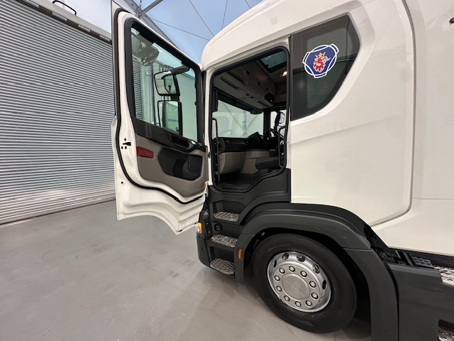 Scania G410 4×2 Sleeper Cab Tractor Unit