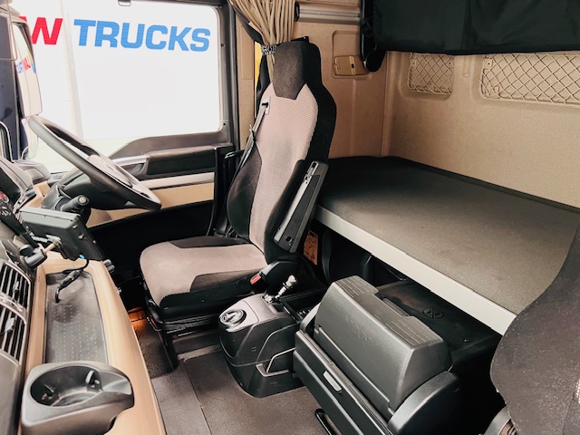 MAN TGX 26.420 6×2 Midlift Tractor Unit