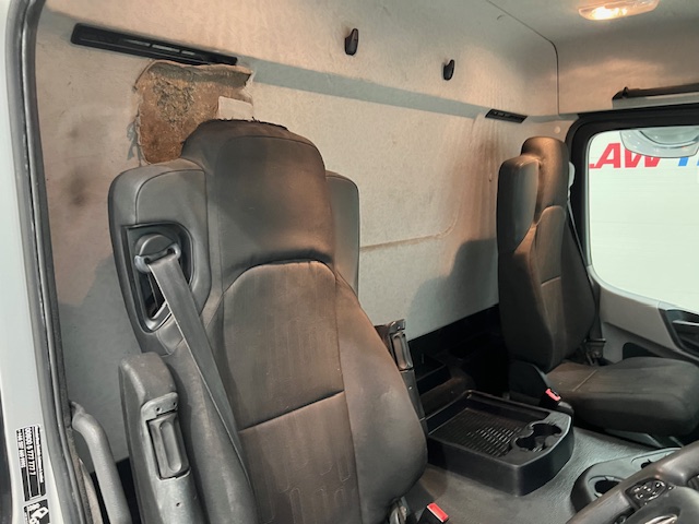 Mercedes Actros 2530 6×2 Day Cab Curtainsider