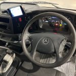 Mercedes 1824 4×2 Day Cab Curtainsider - thumbnail