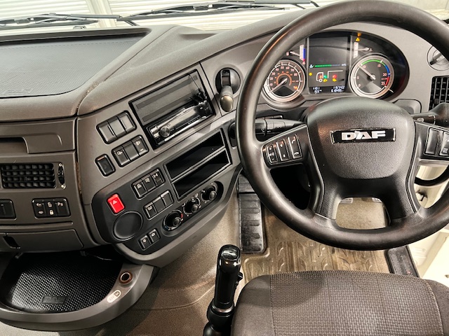 DAF XF 510 6×2 Midlift Tractor Unit Manual