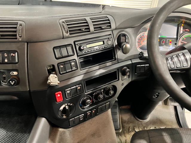 DAF CF 400 4×2 Sleeper Cab Tractor Unit
