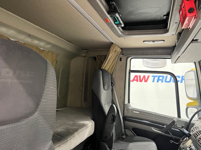 DAF CF85 360 6×2 Midlift Tractor Unit