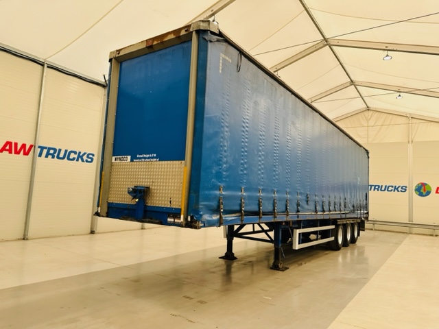 SDC Tri Axle Curtainsider Trailer